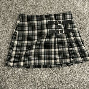 Benetton plaid skirt